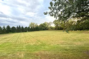 17 E Willow Rd, Wheeling, IL 60090 - Photo 22