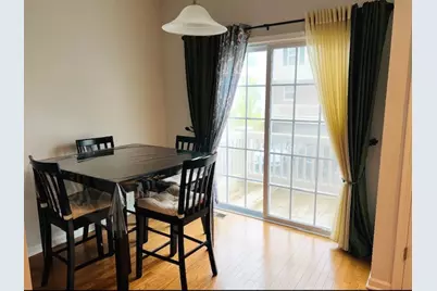 17 E Willow Road #17, Wheeling, IL 60090 - Photo 6