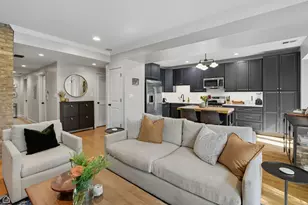 1210 W Roscoe St, Chicago, IL 60657 - Photo 18