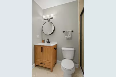 1210 W Roscoe Street #1, Chicago, IL 60657 - Photo 26