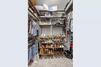1210 W Roscoe Street #1, Chicago, IL 60657 - Photo 34