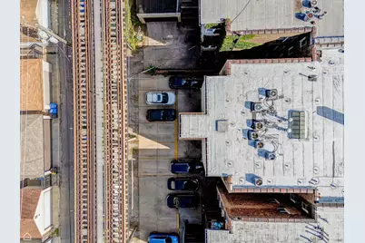 1210 W Roscoe Street #1, Chicago, IL 60657 - Photo 38