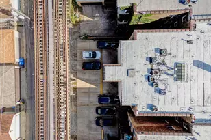 1210 W Roscoe St, Chicago, IL 60657 - Photo 38