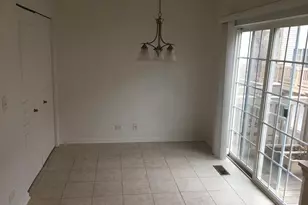 1242 Evergreen Ave, Des Plaines, IL 60016 - Photo 14