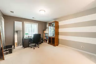 1329 E Evergreen Dr, Palatine, IL 60074 - Photo 18