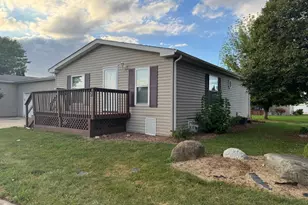756 B Mallard Cir, Sandwich, IL 60548 - Photo 12