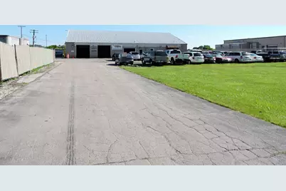 19530 Green Bay Avenue, Lynwood, IL 60411 - Photo 4