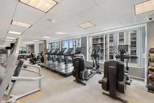33 W Ontario St, Chicago, IL 60654 - Photo 18