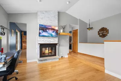 750 Forest Park Drive, Dixon, IL 61021 - Photo 4