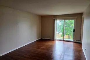 9561 Dee Rd, Des Plaines, IL 60016 - Photo 2