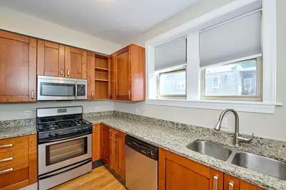 5715 N Kimball Avenue #1N, Chicago, IL 60659 - Photo 10