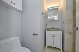 5715 N Kimball Ave, Chicago, IL 60659 - Photo 22