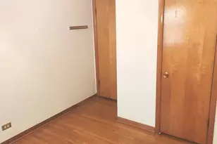 71 E Arquilla Dr, Chicago Heights, IL 60411 - Photo 8