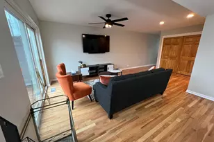 725 Hibbard Rd, Wilmette, IL 60091 - Photo 4