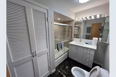 725 Hibbard Road, Wilmette, IL 60091 - Photo 14