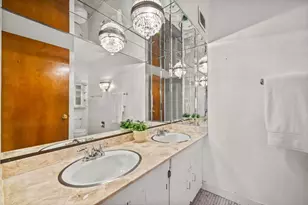 1311 S Finley Rd, Lombard, IL 60148 - Photo 10