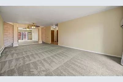 1311 S Finley Road #416, Lombard, IL 60148 - Photo 4