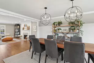 1285 Warwick Ct, Deerfield, IL 60015 - Photo 8