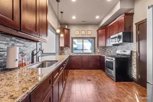 39W599 Walt Whitman Rd, Saint Charles, IL 60175 - Photo 54