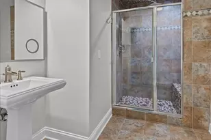 39W599 Walt Whitman Rd, Saint Charles, IL 60175 - Photo 46