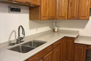 841 N York St, Elmhurst, IL 60126 - Photo 6