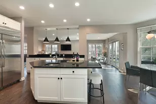 1301 Wendy Dr, Northbrook, IL 60062 - Photo 14