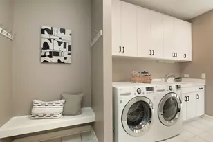 1301 Wendy Dr, Northbrook, IL 60062 - Photo 38