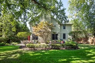 1301 Wendy Dr, Northbrook, IL 60062 - Photo 4