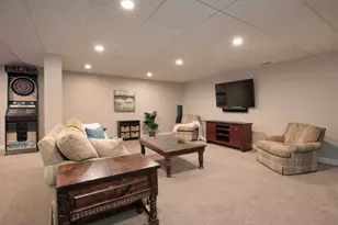 1301 Wendy Dr, Northbrook, IL 60062 - Photo 32