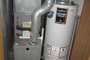 28 N Oltendorf Rd, Streamwood, IL 60107 - Photo 8