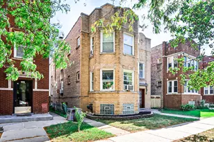 4731 N Keystone Ave, Chicago, IL 60630 - Photo 1