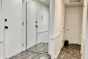 8246 Holly Ct, Palos Hills, IL 60465 - Photo 4