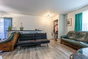 1324 Alpine Ct, Wheeling, IL 60090 - Photo 4