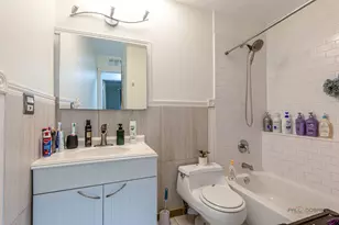 1324 Alpine Ct, Wheeling, IL 60090 - Photo 10