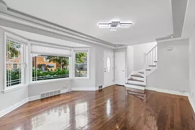 10106 S Vernon Avenue, Chicago, IL 60628 - Photo 2