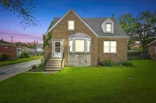 1424 N Maple Ave, La Grange Park, IL 60526 - Photo 2