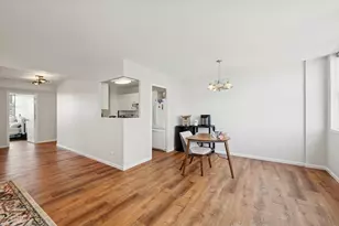 6301 N Sheridan Rd, Chicago, IL 60660 - Photo 2