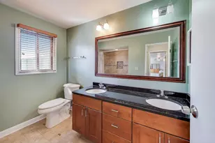 452 Hickory Dr, Wheeling, IL 60090 - Photo 10