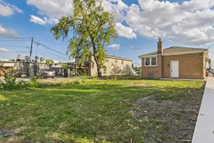 7216 W 63rd Pl, Summit, IL 60501 - Photo 14