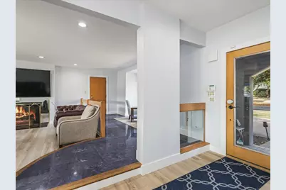 1953 Harlem Boulevard, Rockford, IL 61103 - Photo 8