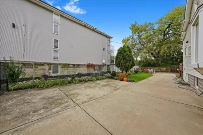 11846 S Vincennes Avenue, Chicago, IL 60643 - Photo 4