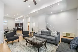 4244 S Prairie Ave, Chicago, IL 60653 - Photo 2