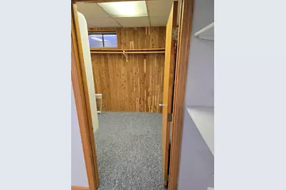 827 S McKinley Avenue, Kankakee, IL 60901 - Photo 24