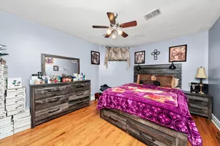 4856 S Prairie St, Chicago, IL 60615 - Photo 6