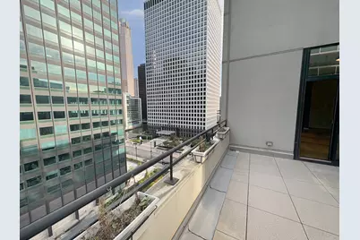 130 S Canal Street #9M, Chicago, IL 60606 - Photo 10