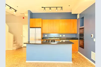 130 S Canal Street #9M, Chicago, IL 60606 - Photo 4