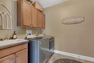 469 Kelly Ave, Yorkville, IL 60560 - Photo 14