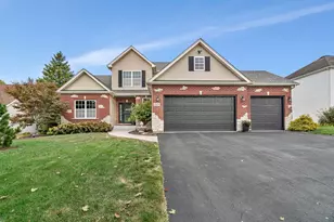 469 Kelly Ave, Yorkville, IL 60560 - Photo 2