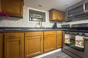 385 E Irving Park Rd, Streamwood, IL 60107 - Photo 36