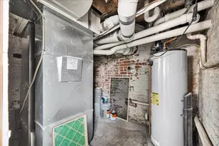 1018 N Prairie Street N, Bloomington, IL 61701 - Photo 32